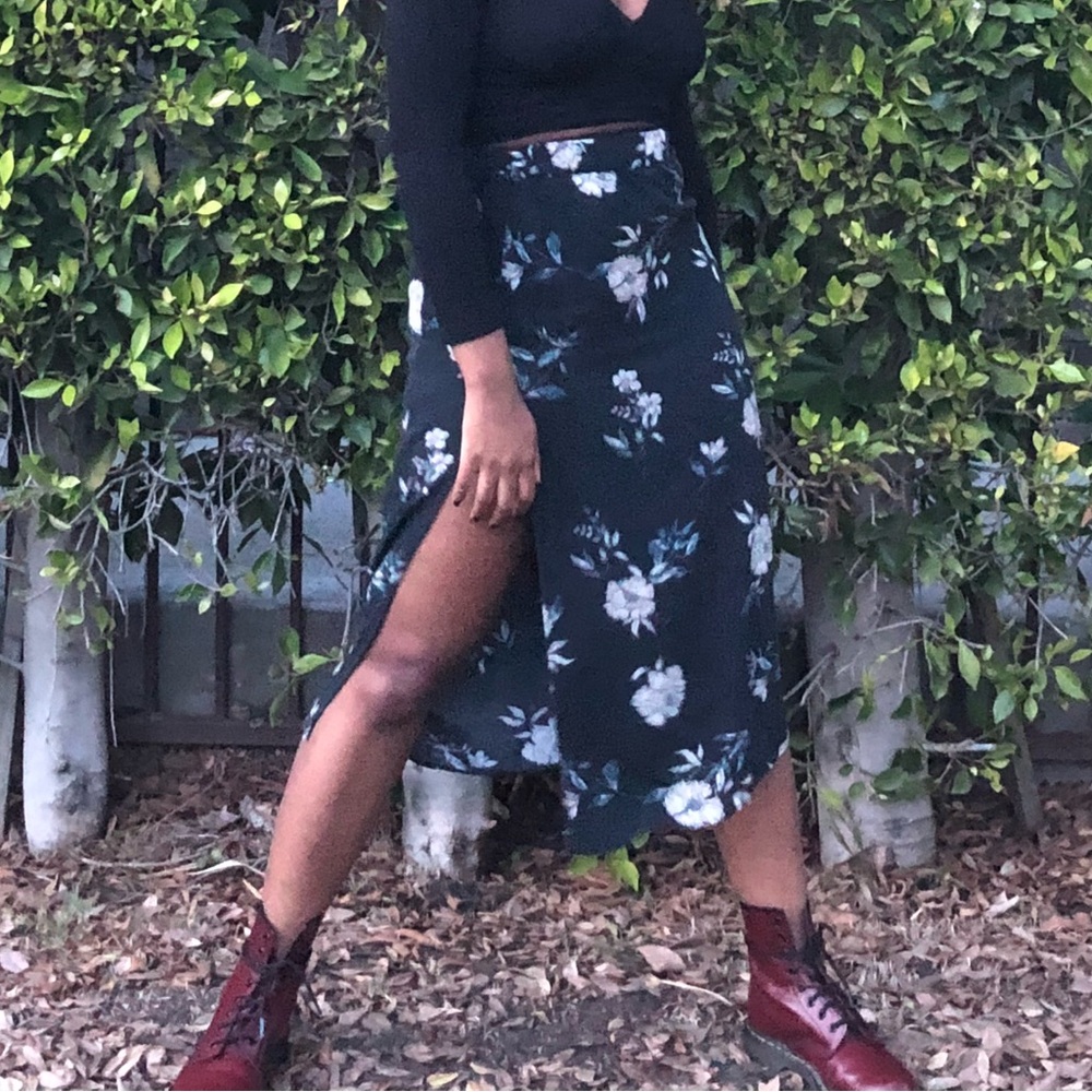 Midi Thigh Split Skirt